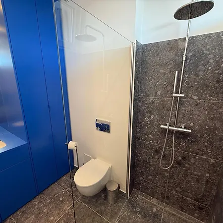 Vista - Center - Park View